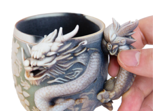 Printed dragon mug repaired with InstructMesh